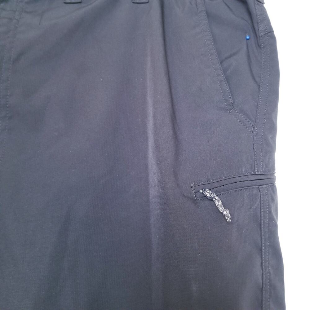 Mens Sz 44 WRANGLER Outdoor Performance Zip Cargo Shorts Elastic Waistband Black - Picture 4 of 8